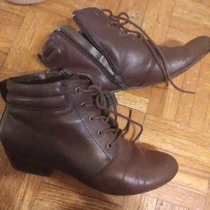 Yuu brown ankle boots